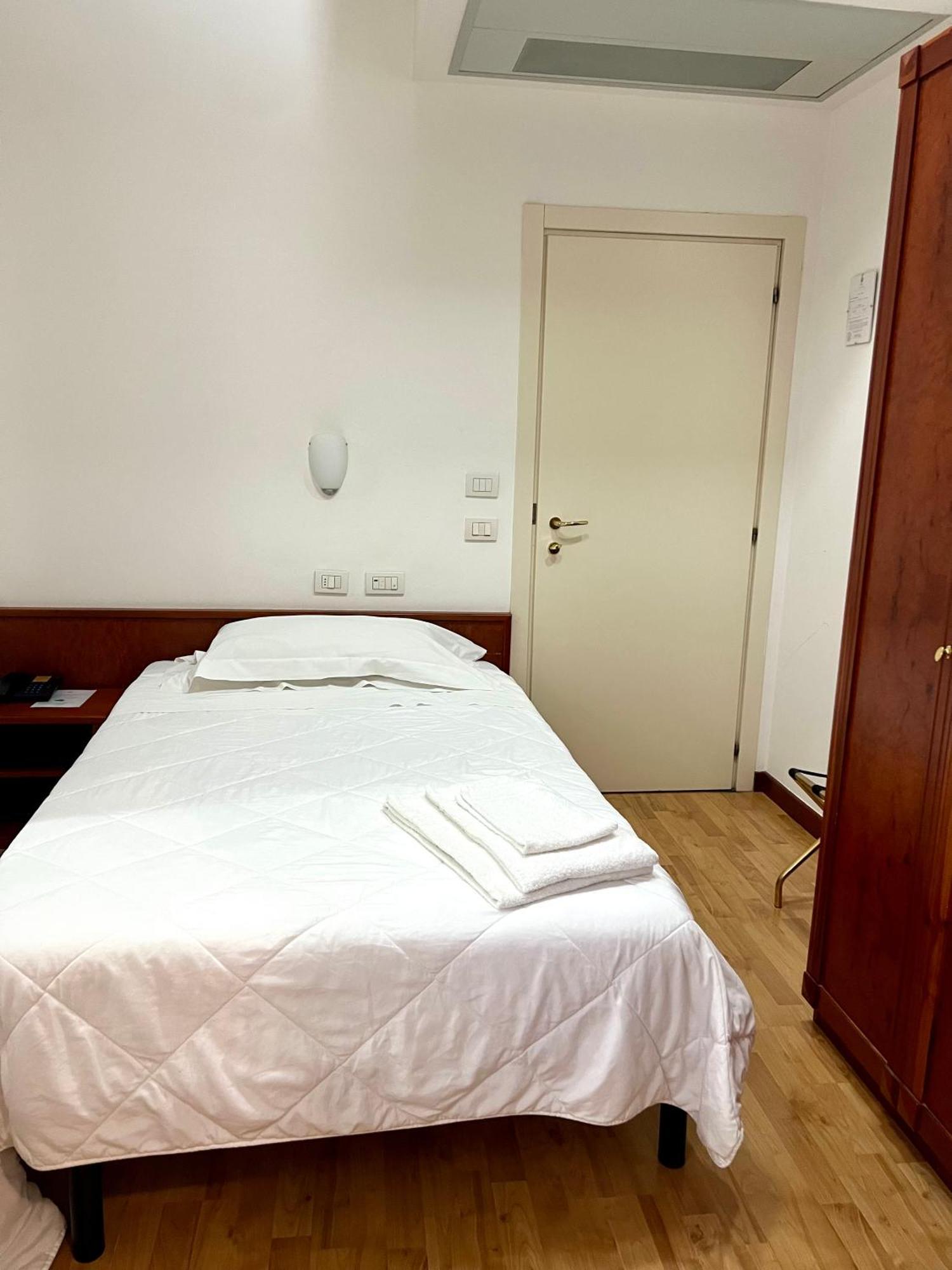 Standard Double Room - Single Use