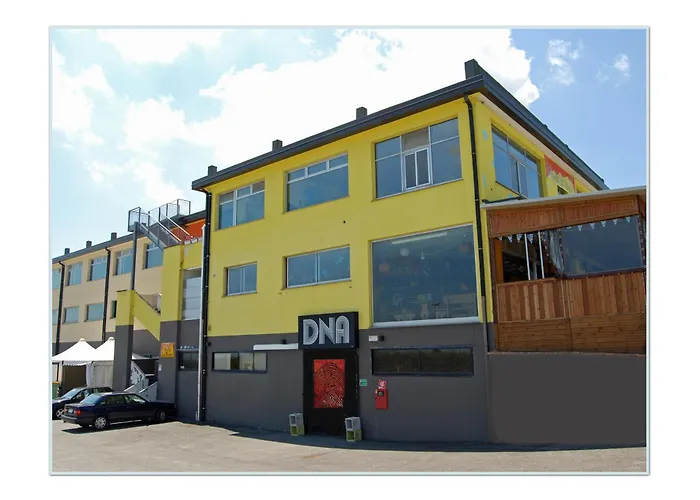 Hotel near College: Hostel San Marino